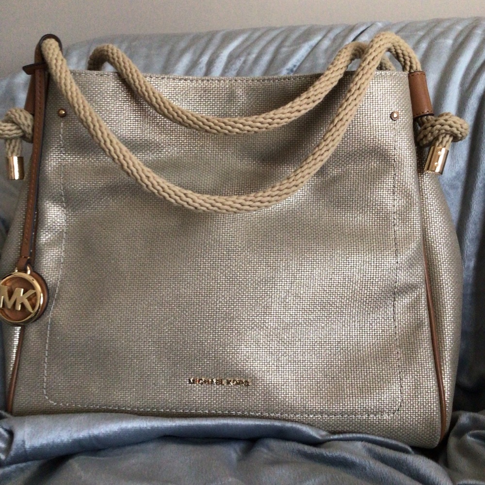 Michael Kors Isla tote